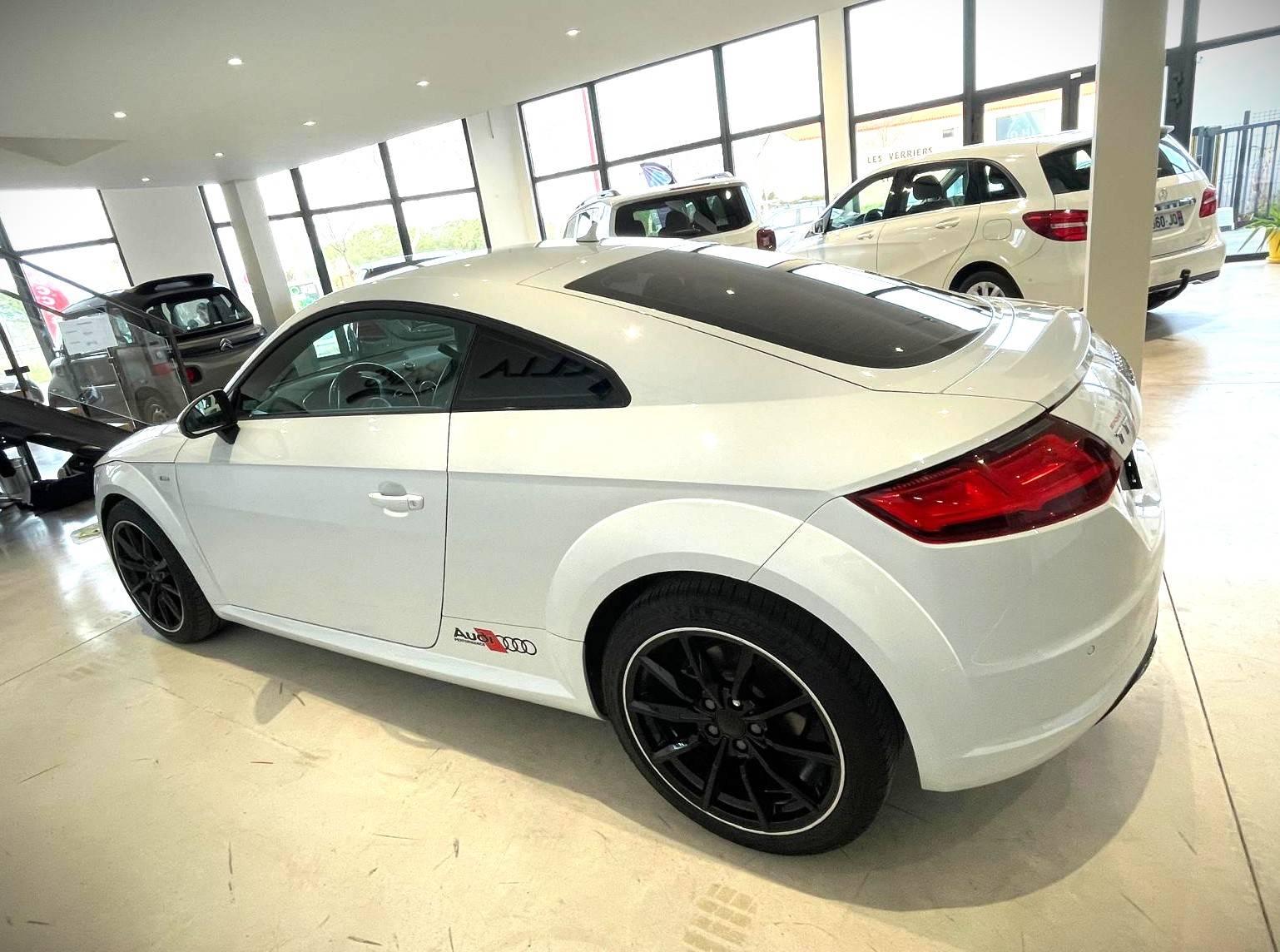AUDI AUDI TT