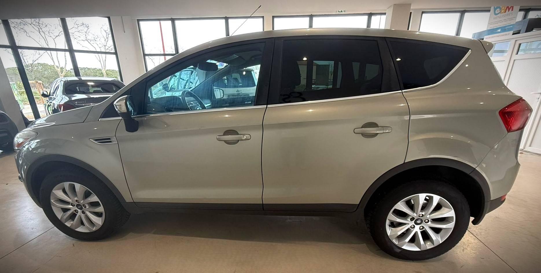 FORD KUGA
