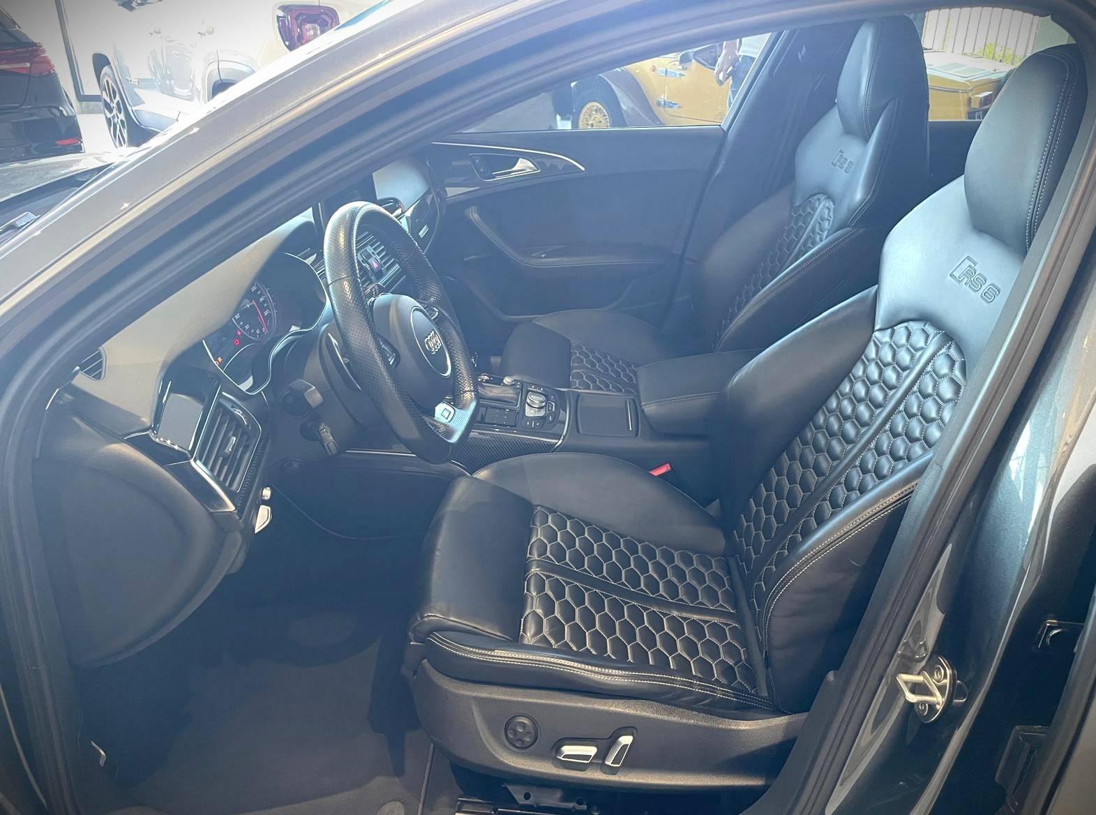 AUDI RS 6 AVANT