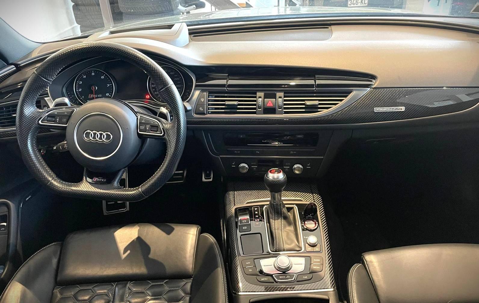 AUDI RS 6 AVANT