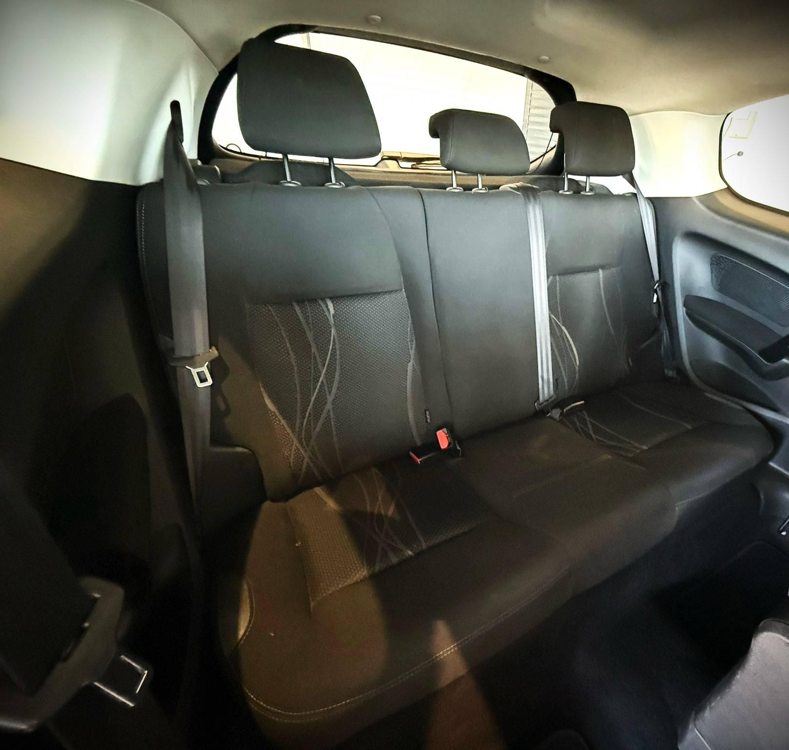 PEUGEOT PEUGEOT 208