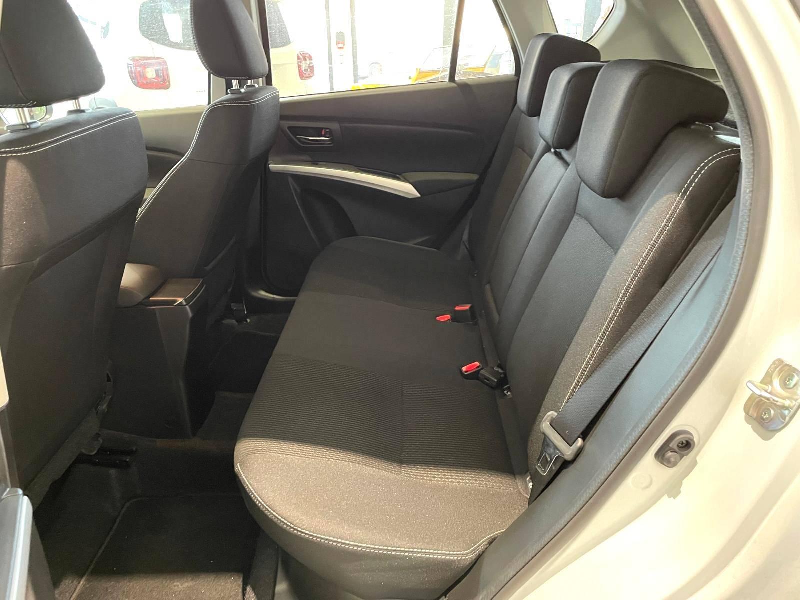 SUZUKI SX4 S-CROSS