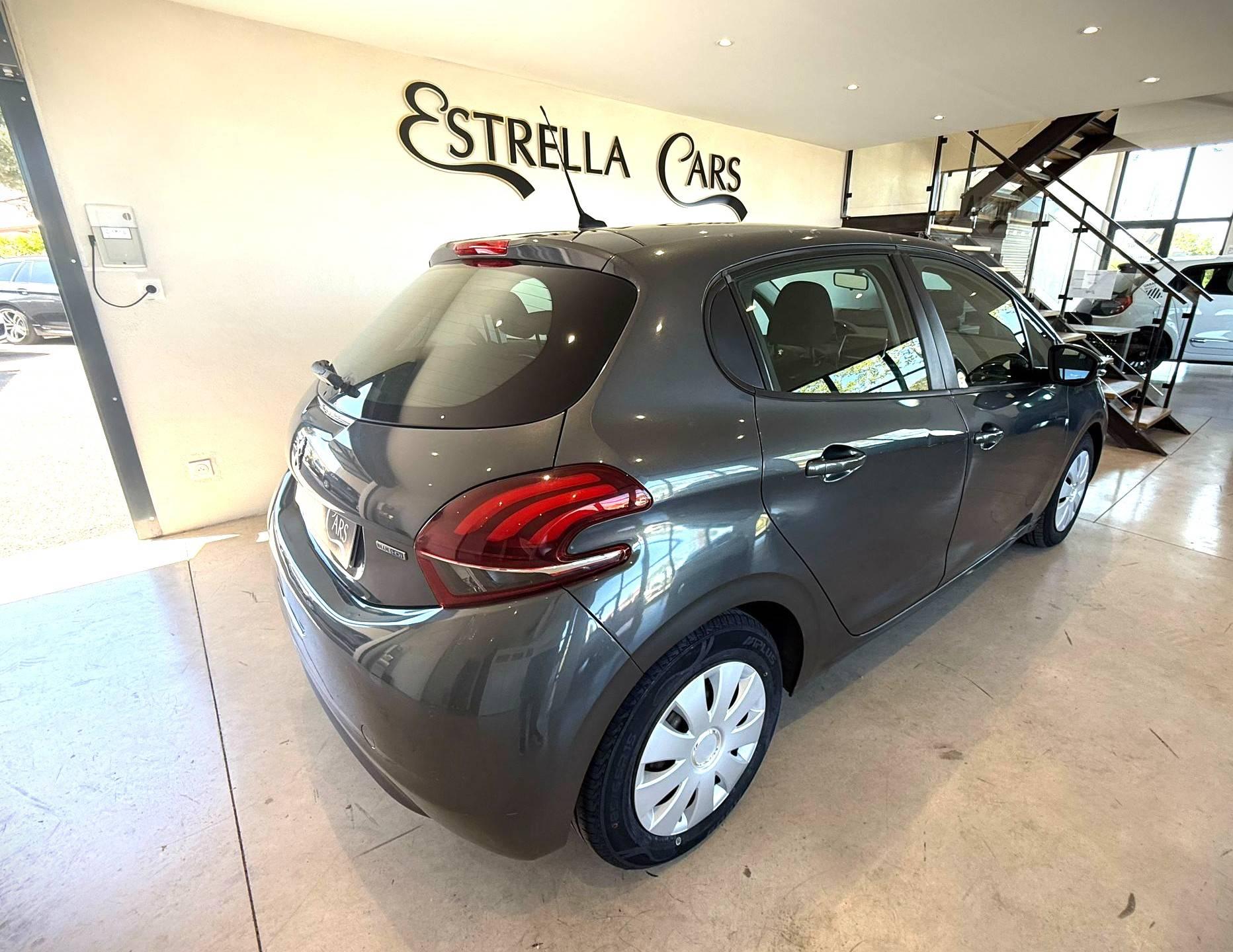 PEUGEOT PEUGEOT 208