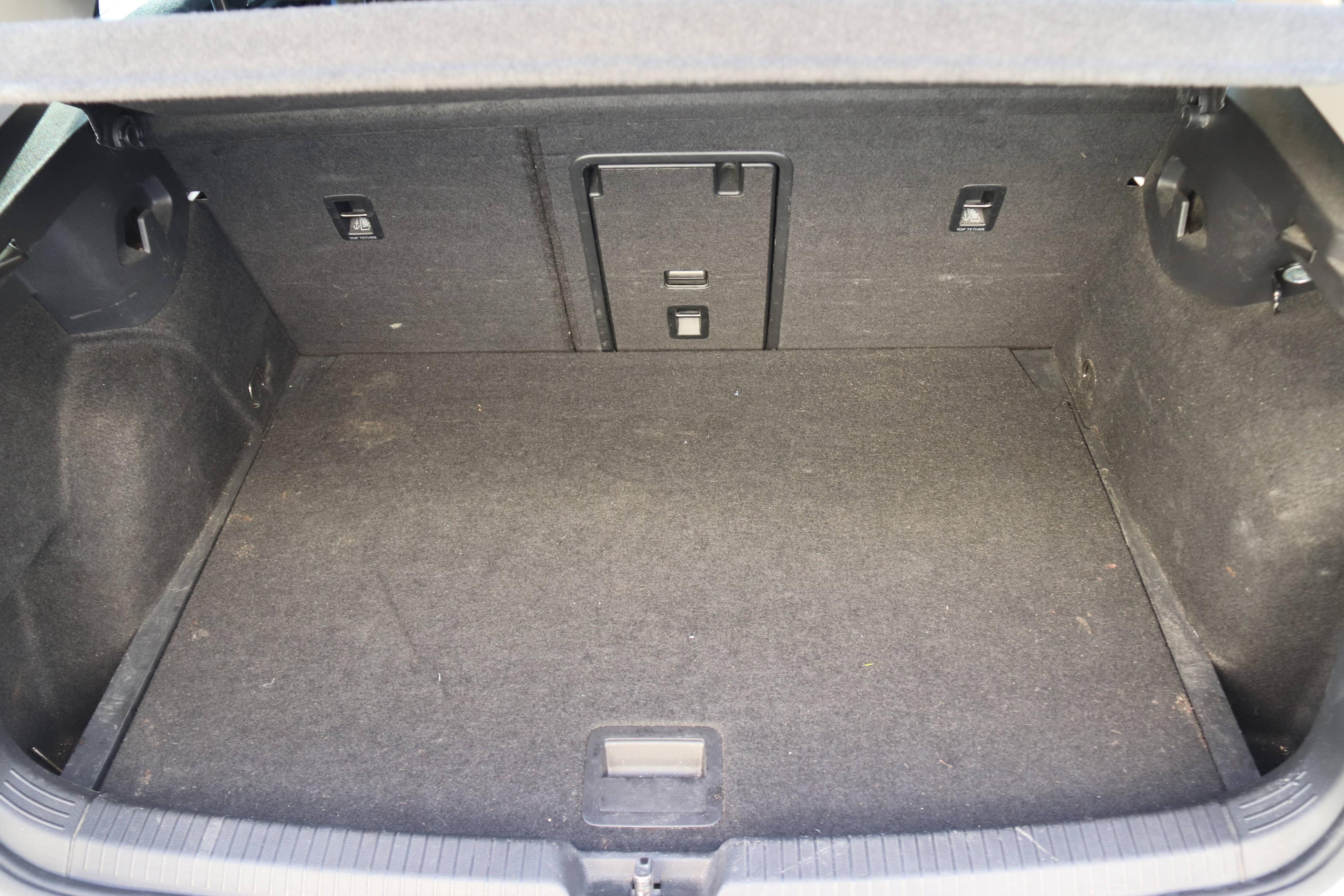 VOLKSWAGEN VOLKSWAGEN GOLF