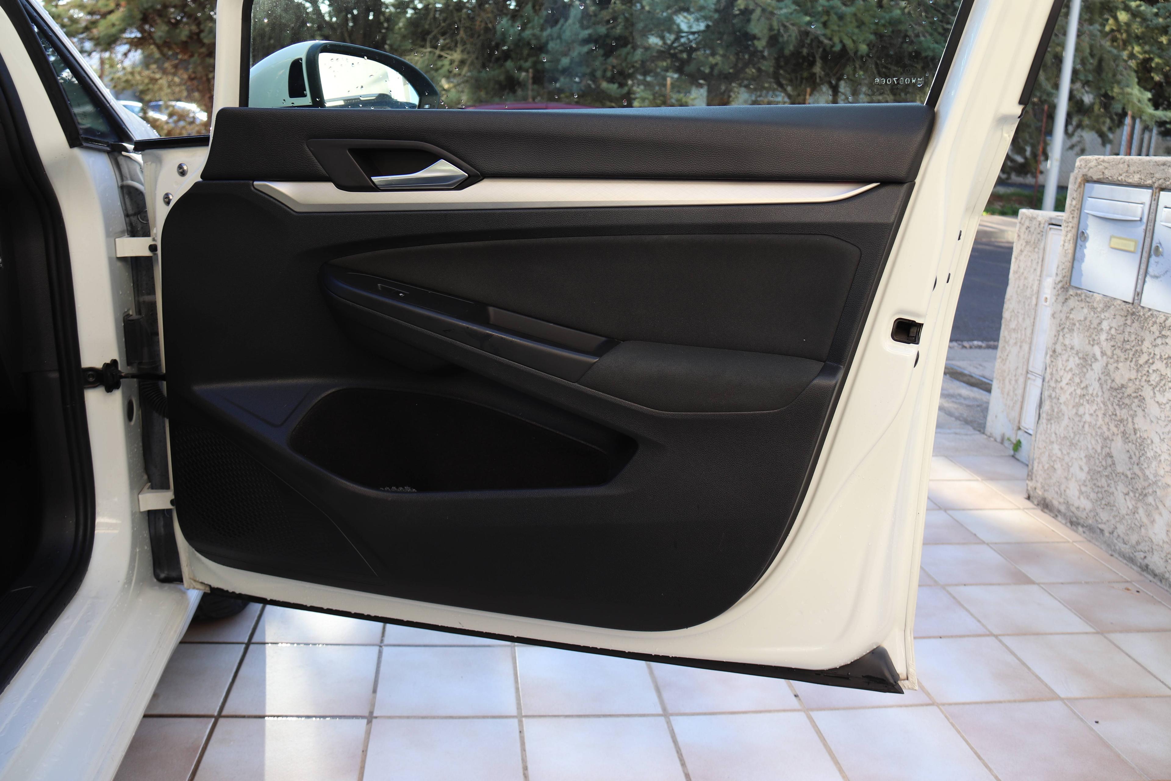 VOLKSWAGEN VOLKSWAGEN GOLF