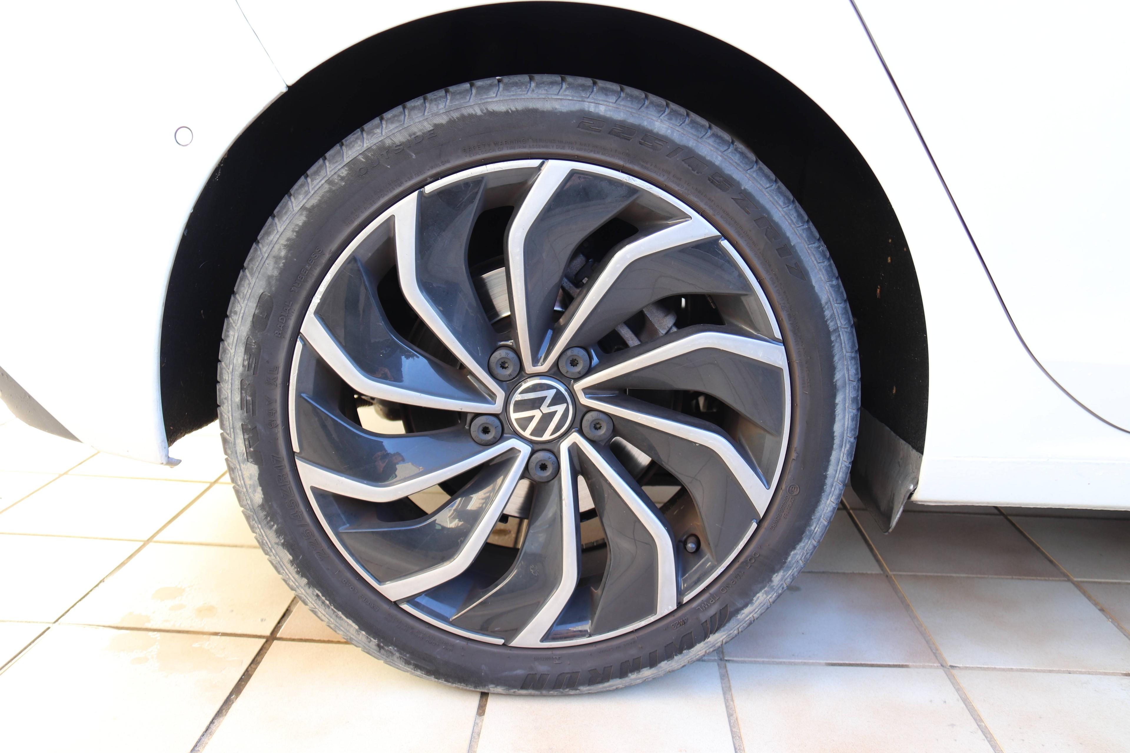 VOLKSWAGEN VOLKSWAGEN GOLF