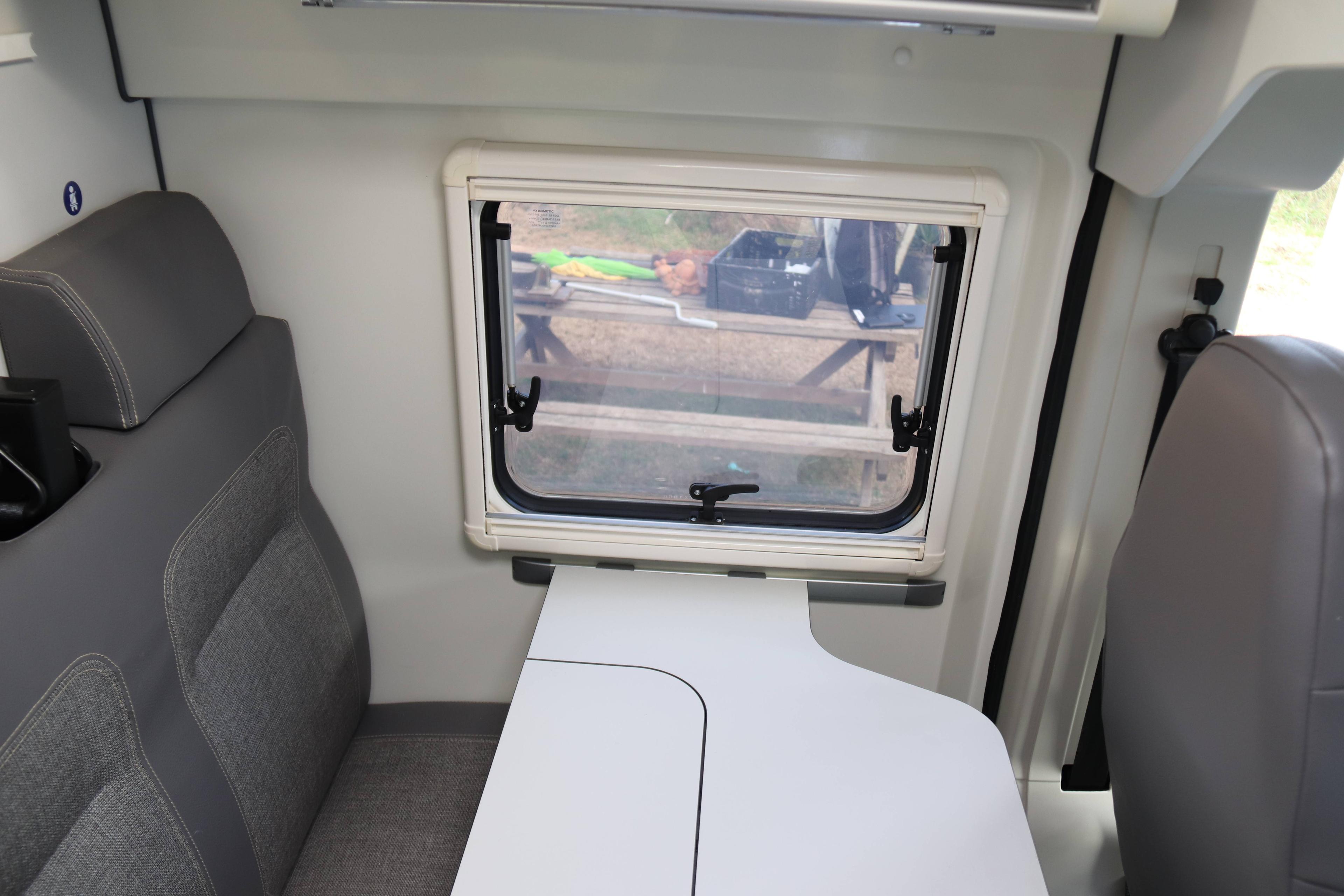 FIAT   DUCATO 2.2L 140CH 4 PL 3 COUCHAG