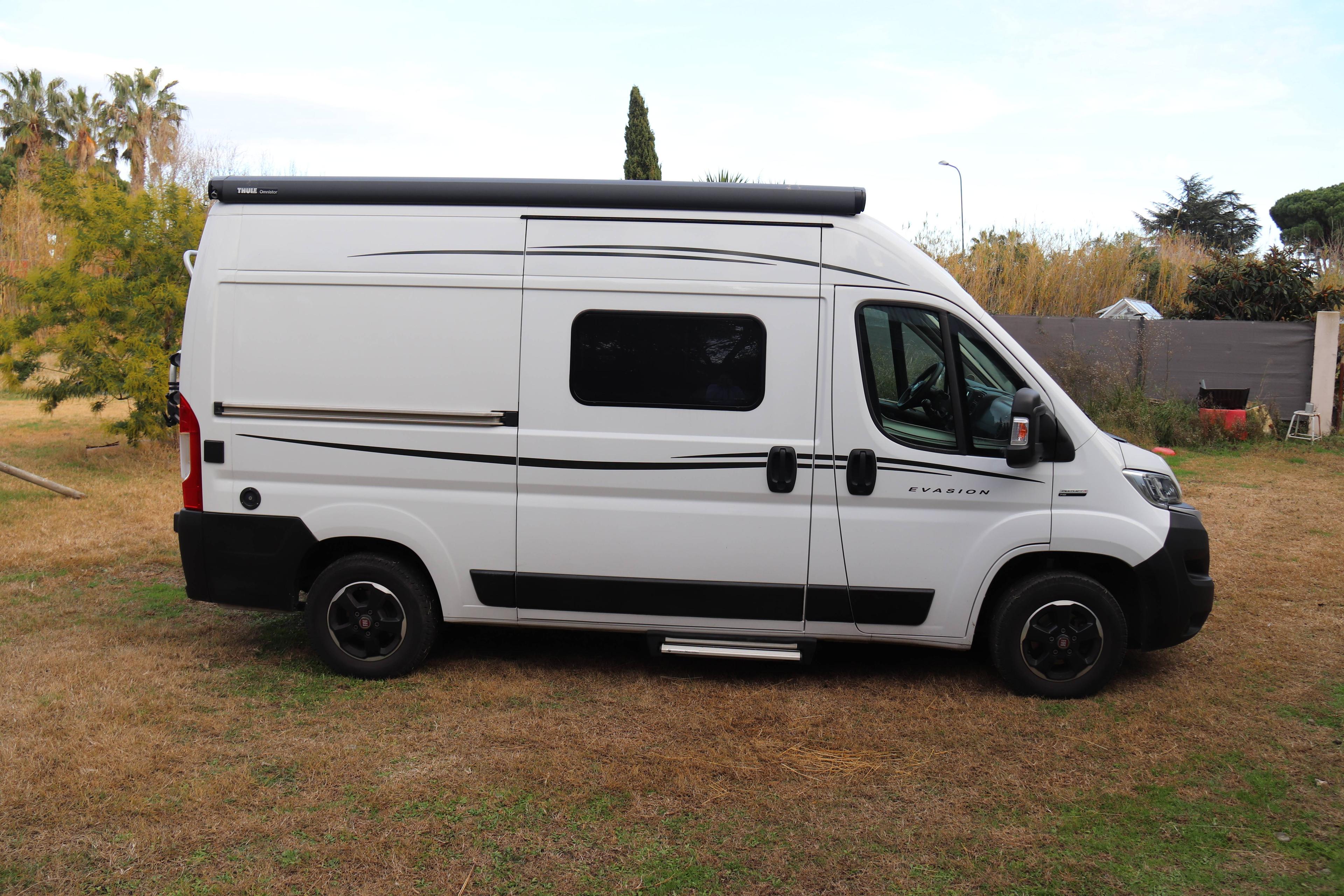 FIAT   DUCATO 2.2L 140CH 4 PL 3 COUCHAG