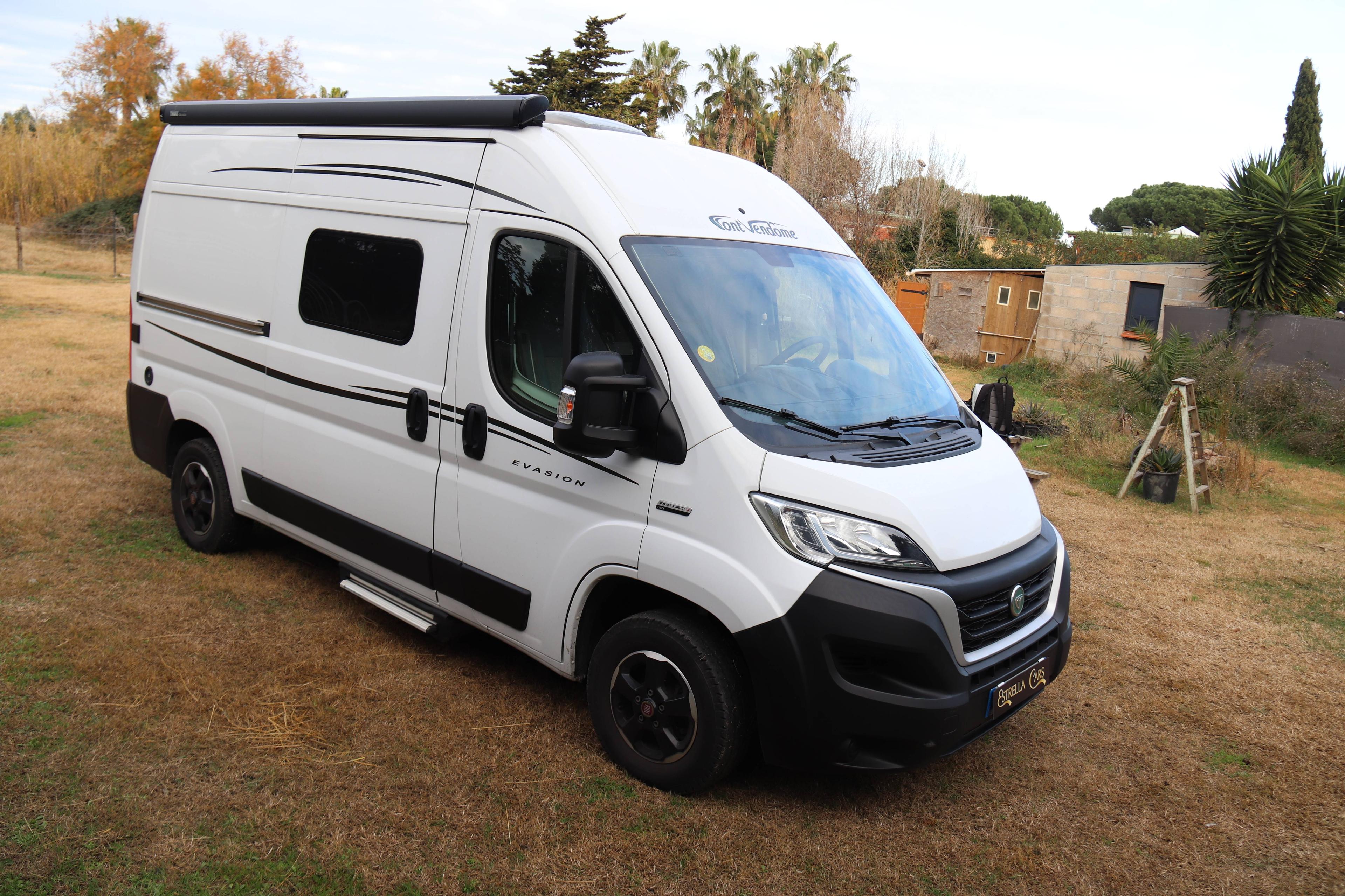 FIAT   DUCATO 2.2L 140CH 4 PL 3 COUCHAG