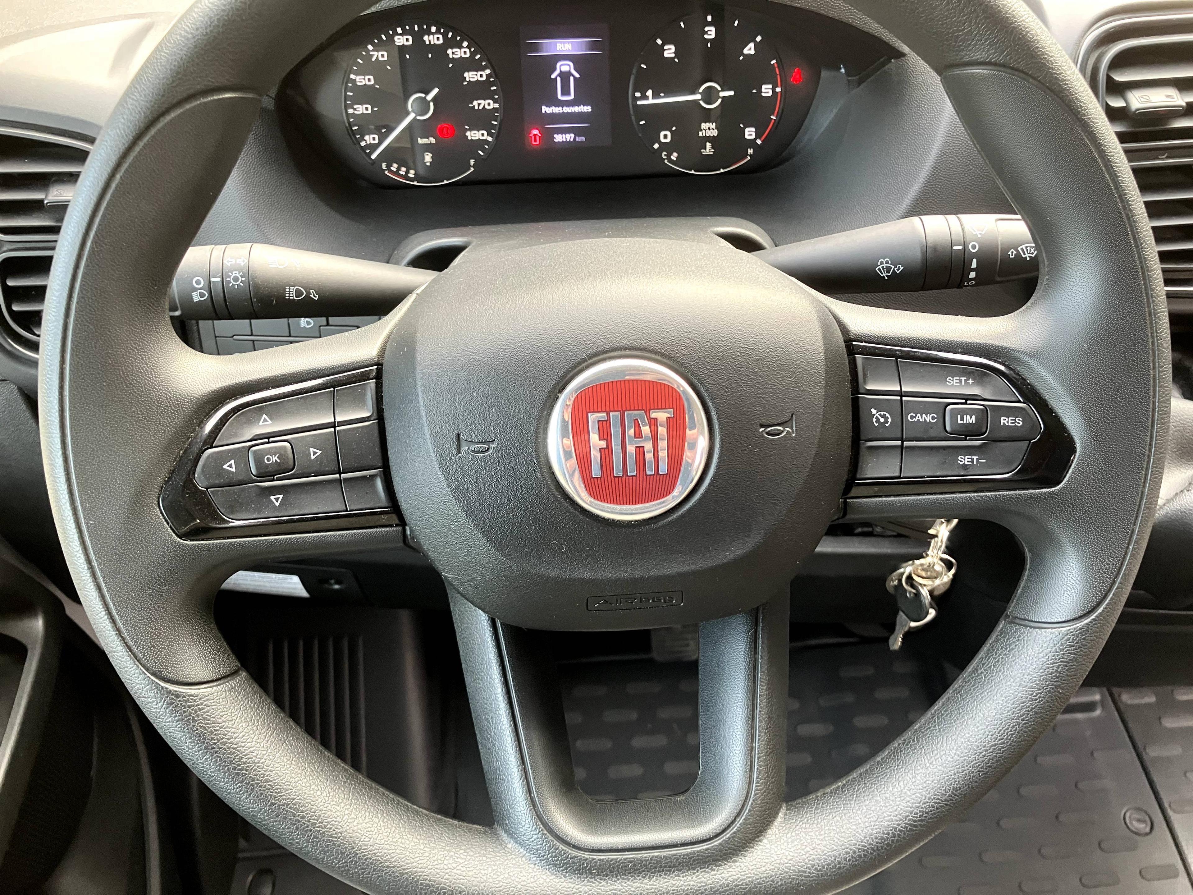 FIAT   DUCATO 2.2L 140CH 4 PL 3 COUCHAG