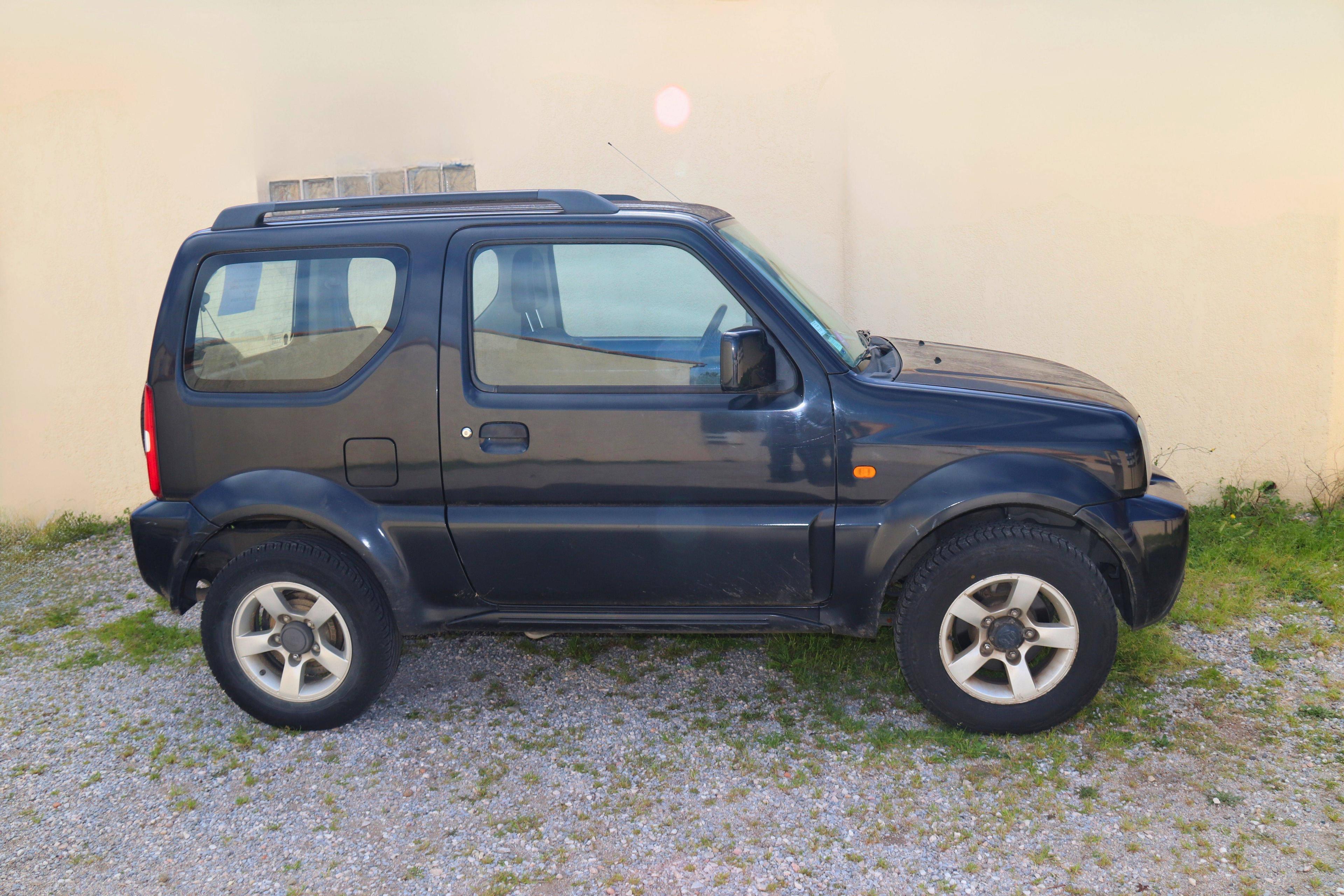 SUZUKI JIMNY