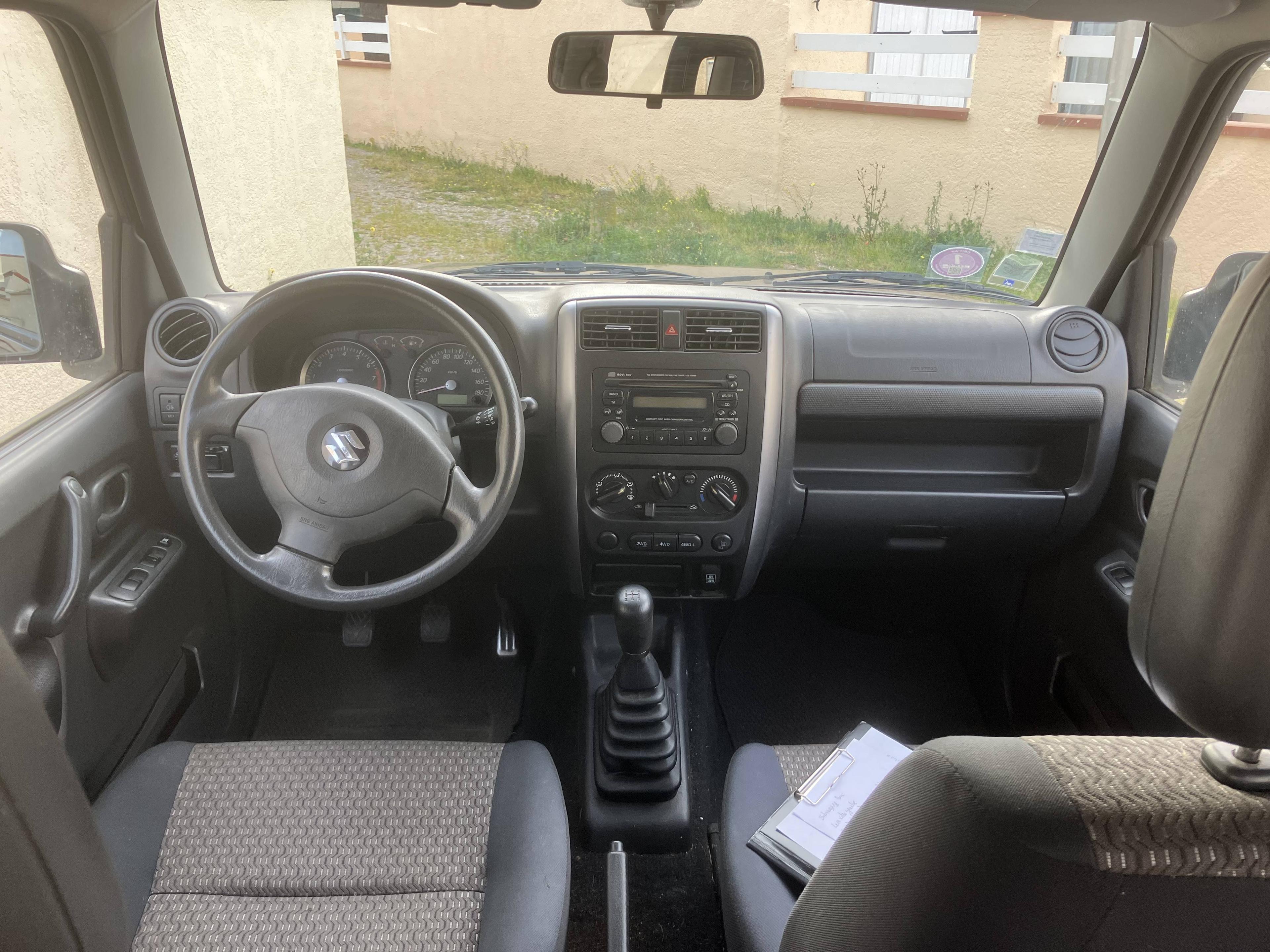 SUZUKI JIMNY