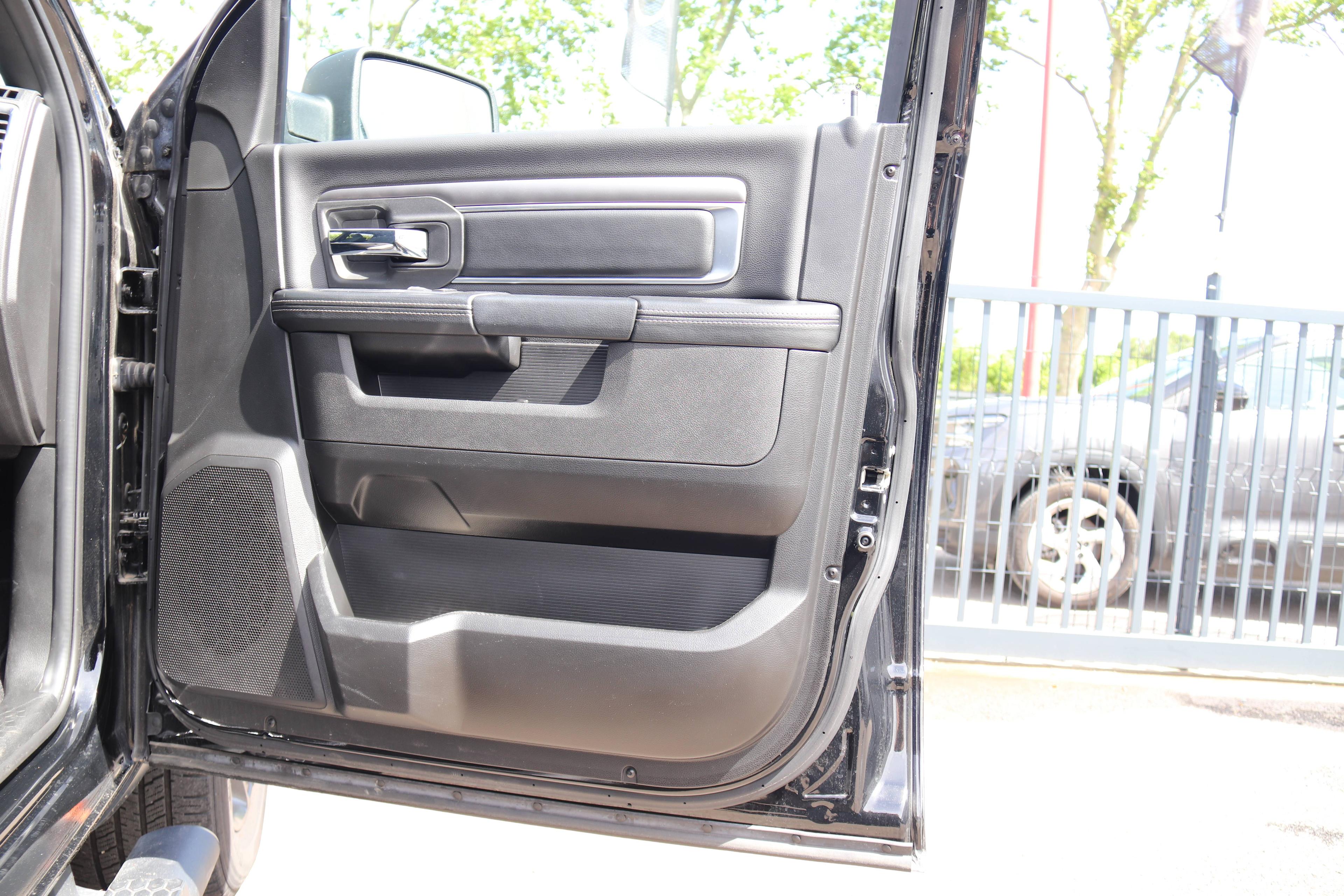 DODGE  DODGE RAM 1500